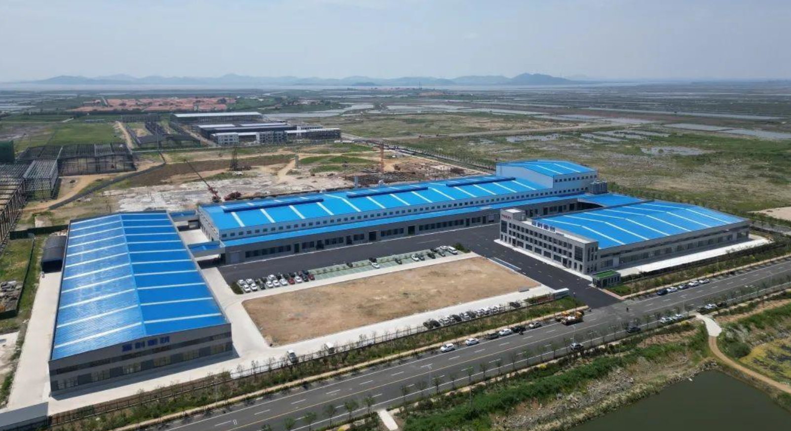 煙臺(tái)富利新材料車間降溫